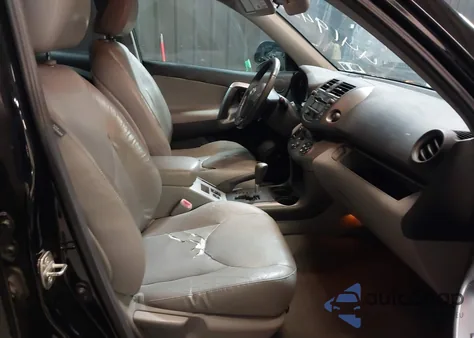 2011 Toyota Rav4 Limited z USA, uszkodzony, nr VIN 2T3DF4DV3BW110584